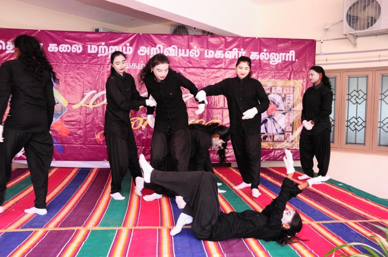 Cultural event photo 2 – St. Theresa's College for Women
