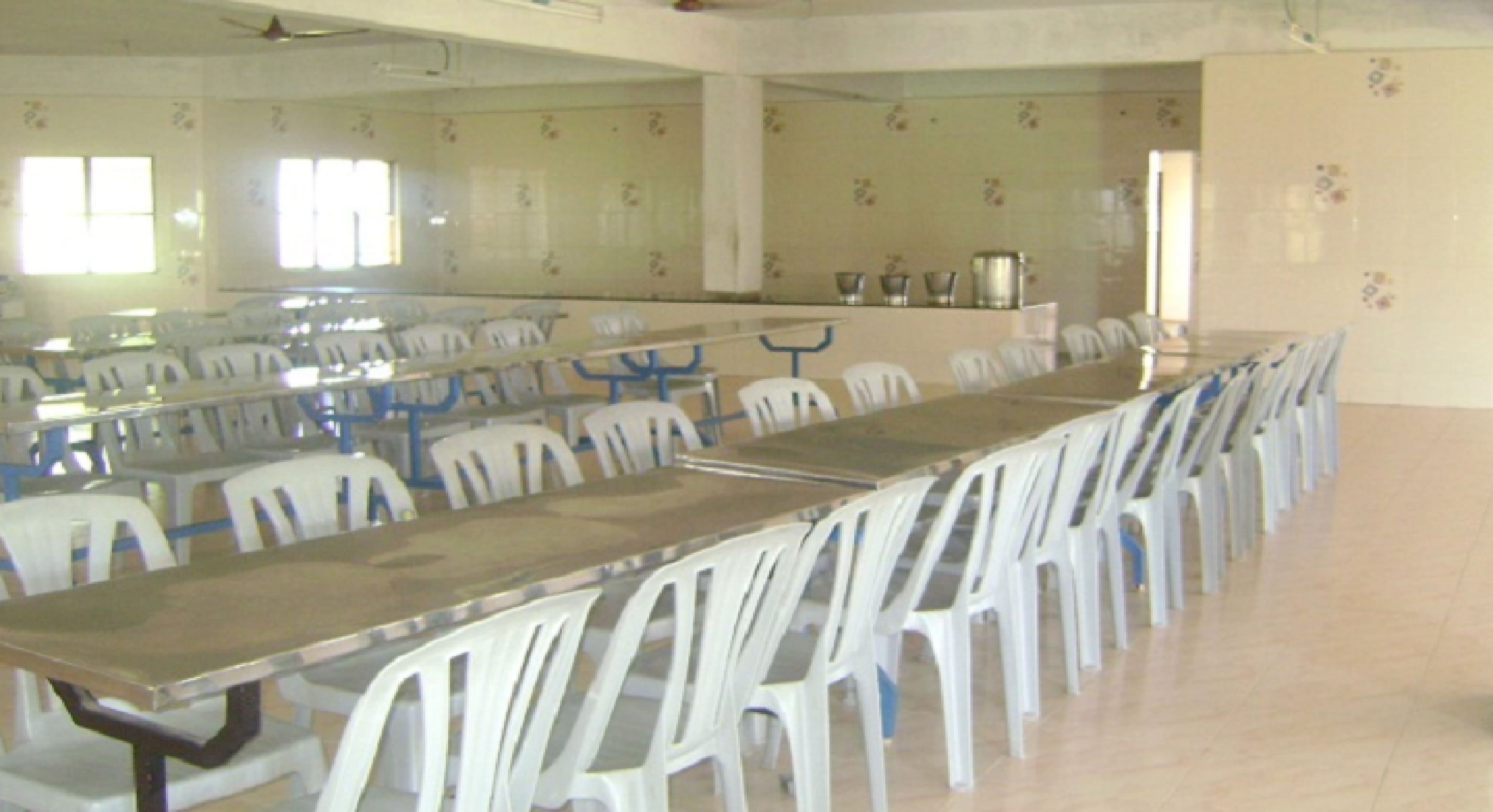 Cafeteria image